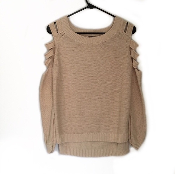 Love21 Sweaters - Love21 beige open shoulder knit sweater EUC